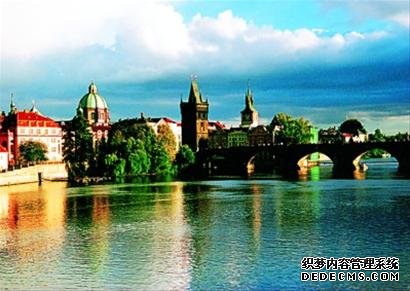 责任和作品(组图)